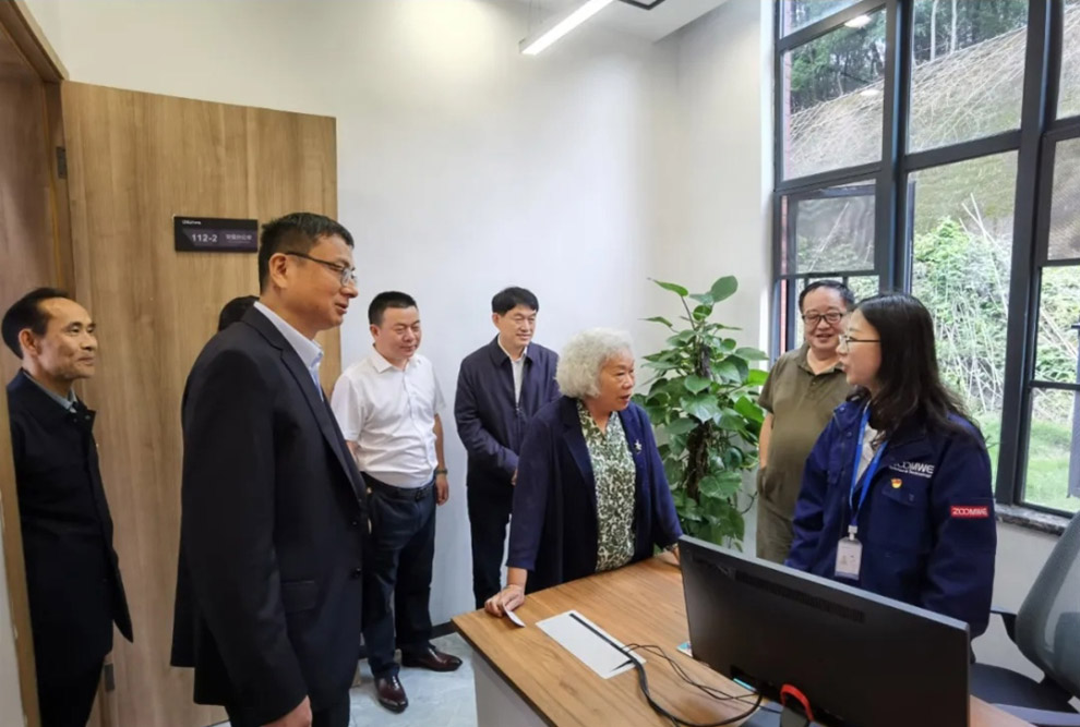 湖南省关工委调研组赴中部工业基地考察 