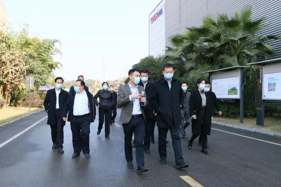 贵州省副省长李睿一行赴西部工业基地调研