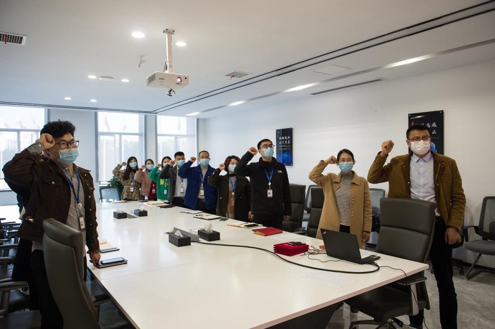 湖南中伟新能源党支部召开防疫先锋党员表扬会