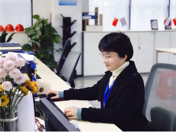 中伟明星讲师丨吴娟：用感性的故事与理性的知识 搭建职场转变的桥梁