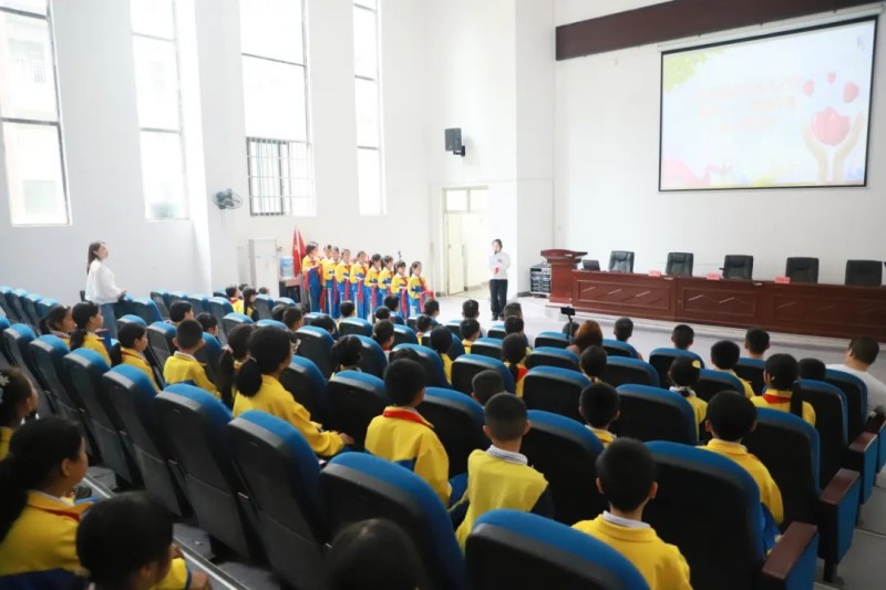 春晖心行·微爱转达|中伟铜仁、开阳工业基地开展爱心助学运动