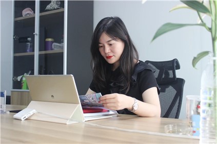 颂百年 耀党旗 | 袁旬：扎根中伟新“红船” 整装再出发