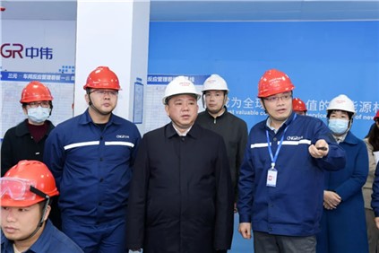 钦州市委书记林冠一行到中伟股份南部工业基地调研