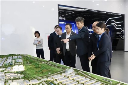 稳中求进|贵州证监局党委书记、局长陈国飞莅临中伟股份调研上市公司高质量生长